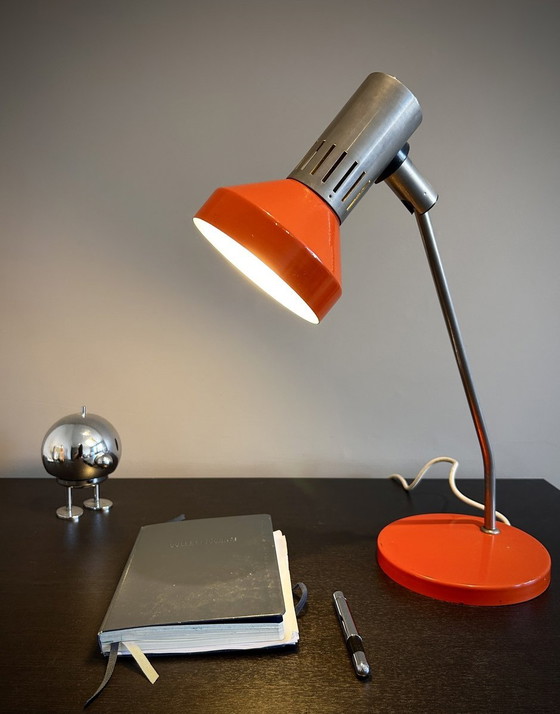Image 1 of Retro Oranje Bureaulamp