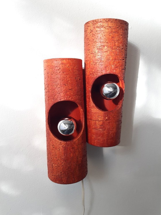 Image 1 of Keramieken vintage wandlamp met twee cilinders, chamotte klei, oranje brutalist aardewerken mcm lamp