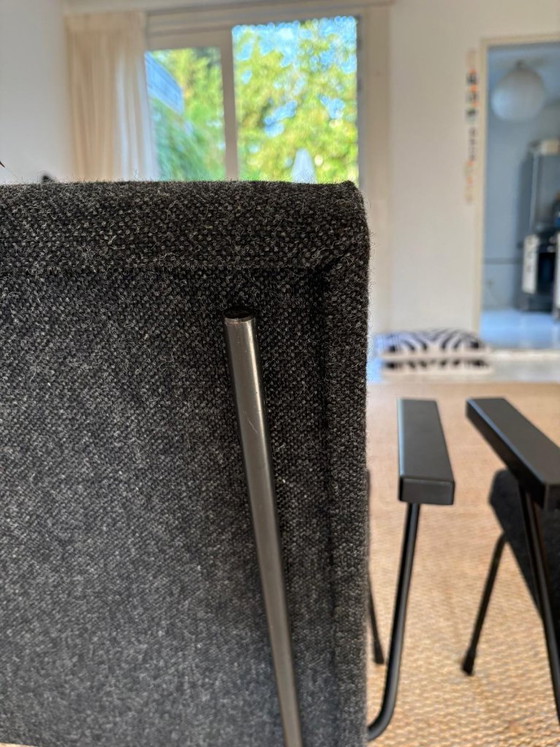 Twee Gispen stoeltjes 1407, nieuw gestoffeerd (Kvadrat) – Fauteuils, Wool (photo 4 of 5)