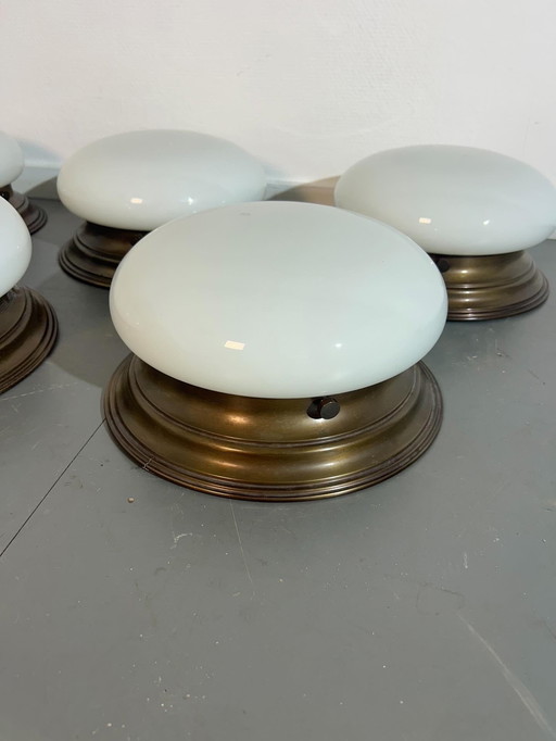 Six lampes de plafond en laiton '1980'