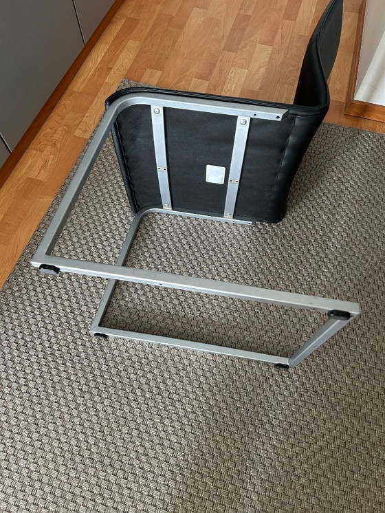 Image 1 of 6 chaises en cuir Vinci von Willisau