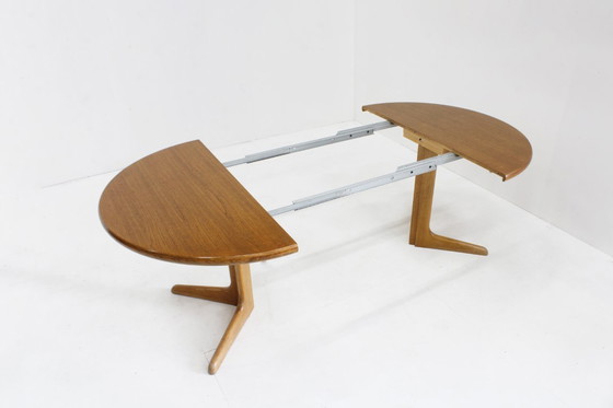 Image 1 of Table de salle à manger ronde extensible vintage danoise des années 1960