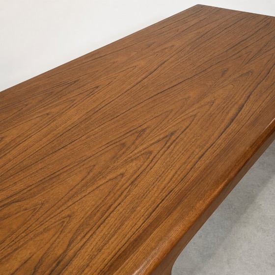 Image 1 of Table de salle à manger scandinave en teck de Johannes Andersen pour Uldum