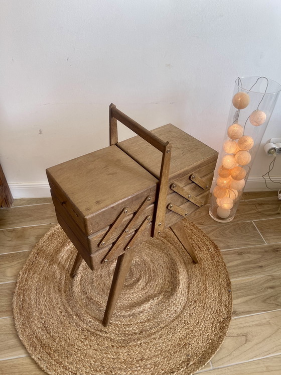 Image 1 of Trabajador de la época