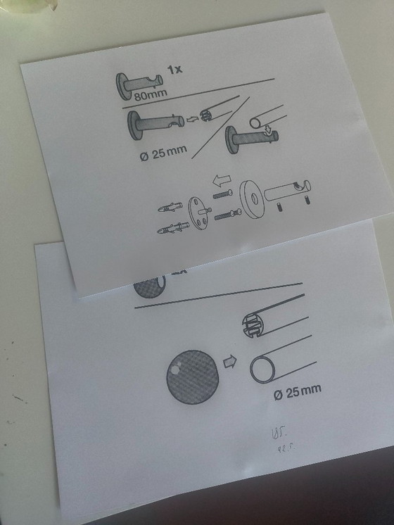 Image 1 of Tapisserie murale YOGA VASE