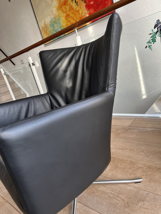 Image 1 of Sillón Harvink de cuero