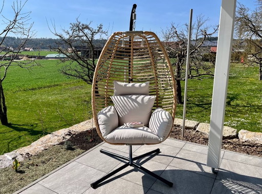 Depot - Fauteuil suspendu Ina avec support In- et Outdoor