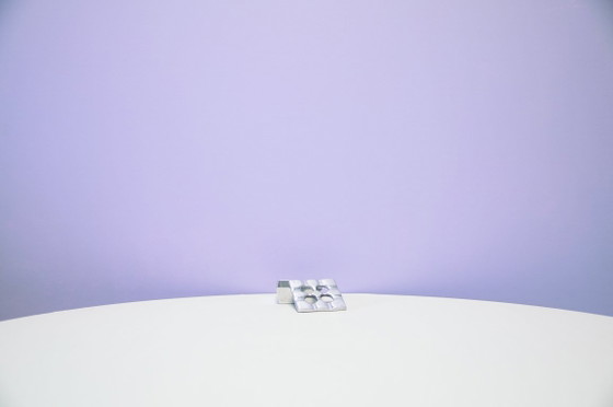 vintage Deens metalen asbak, Tafelaccessoires, Metaal, Aluminium, Zilver, Modern (foto 5 van 5)