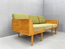 Sofá de madera de mediados de siglo con mesa auxiliar: diseño modular, años 70