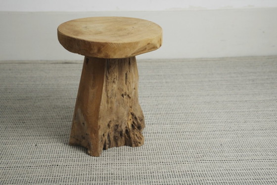 Teakhouten wortelkruk, organisch houten bijzettafeltje, rustieke sculpturale boomstronkkruk, vintage – Wood (photo 6 of 17)