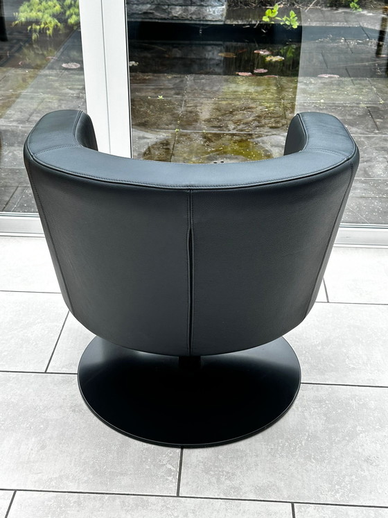 Image 1 of B&B Italia Tulip Stoel Blauw