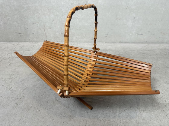 Image 1 of Vintage foldable fruit bowl - bamboo