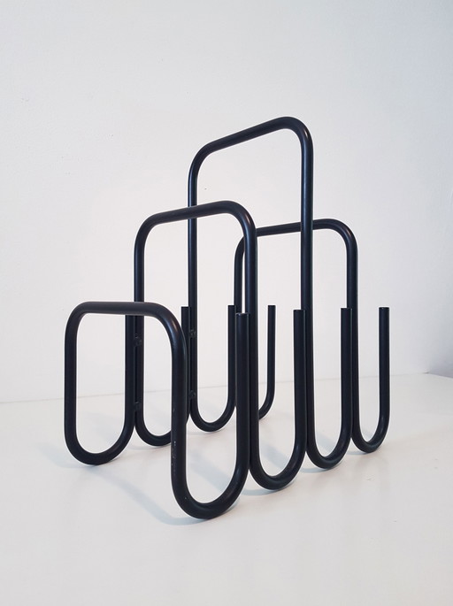 Revistero modernista de Ann Maes, 1981