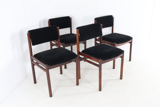 Set van vier eetkamerstoelen van hout en zwart fluweel vintage