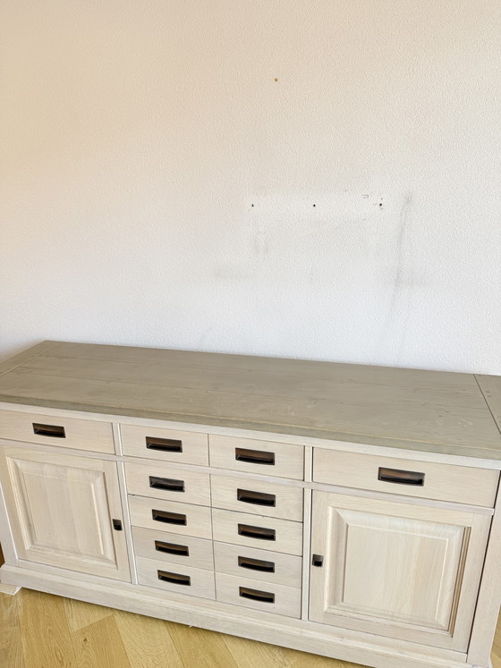 Image 1 of Stilvolles Sideboard