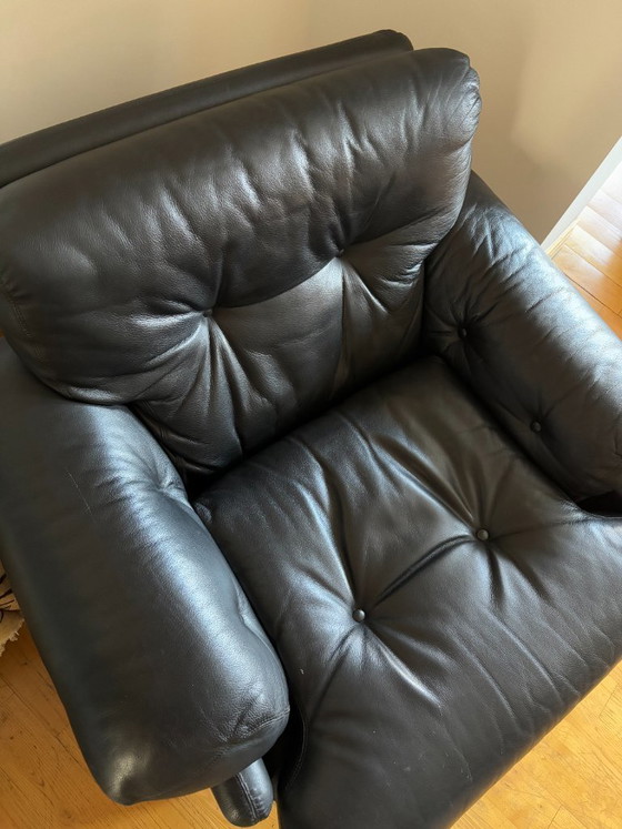 Image 1 of "Coronado" fauteuil van Afra en Tobia Scarpa, verkrijgbaar bij B&B Italia