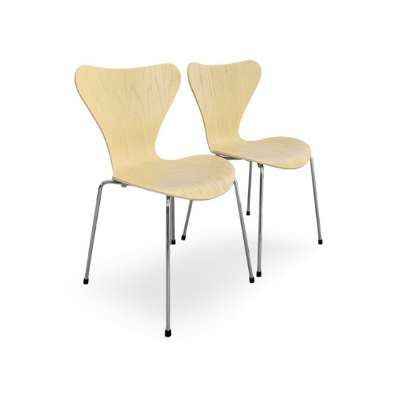 Image 1 of Juego de 2 sillas Fritz Hansen Serie 7, estilo mediados de siglo, de Arne Jacobsen.