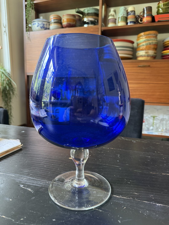 Vintage Empoli Cobalt Blue Glass Brandy Snifter Vase – 1960s/1970s – XL (25 cm) (photo 4 of 5)