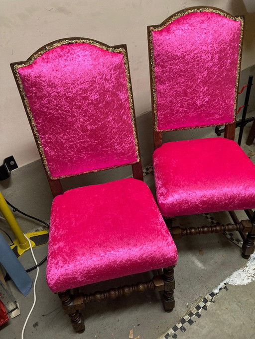 2 velvet fuchsia chairs