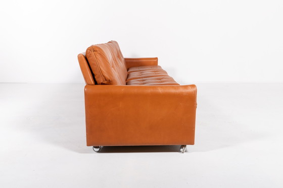 Image 1 of 1960's Vintage Danish Modern Canapé en cuir cognac