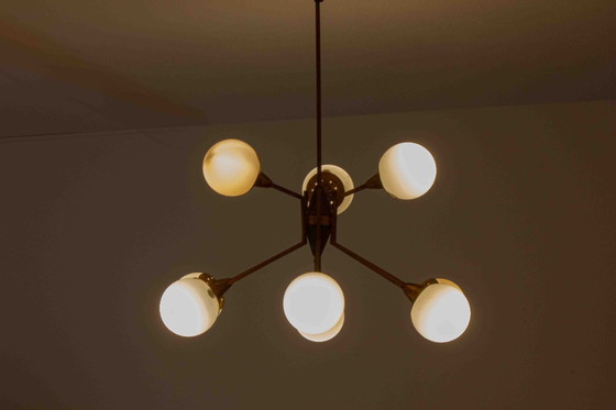 Image 1 of Lampadario italiano a globo opalino