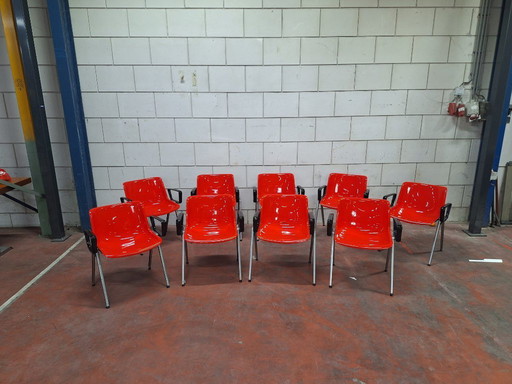 9x Tecno Modus, Osvaldo Borsani vergaderstoel, rood