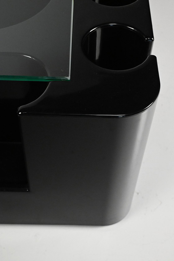 Image 1 of Artemide ‘Bacco’ tafeltje