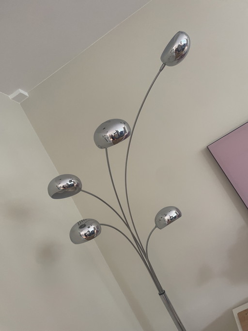 Lampadaire à cinq doigts