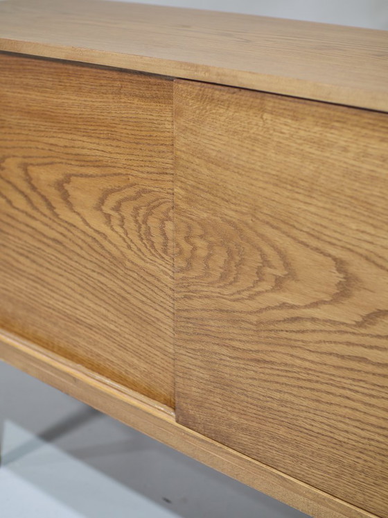 Image 1 of Buffet bas chêne vintage danois