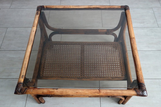 Image 1 of Vintage salontafel van bamboe, rotan en leer uit de jaren 60.