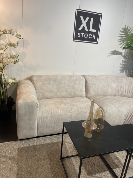 XL STOCK half round bench