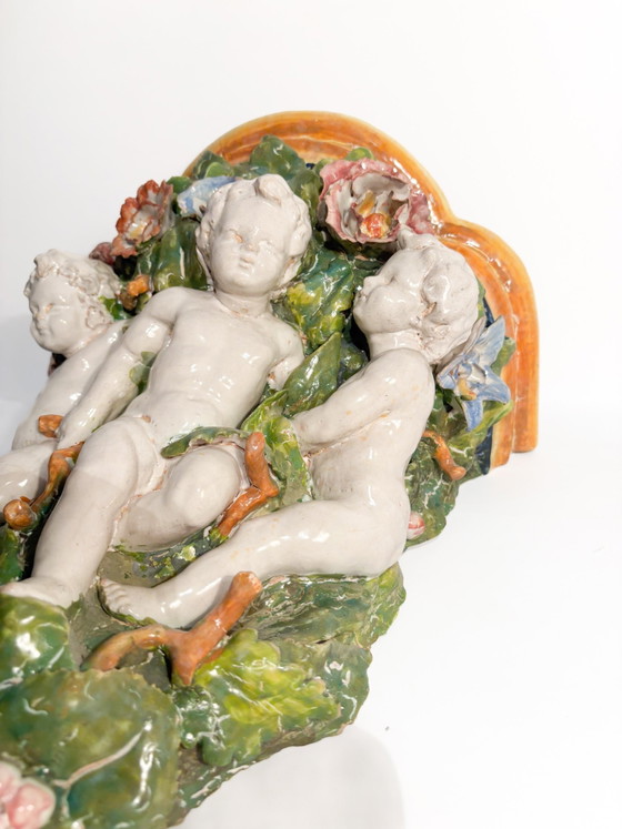 Étagère attribuée à Minghetti Ceramics, fabriquée et peinte à la main dans les années 1800. – Objets déco (photo 5 of 13)