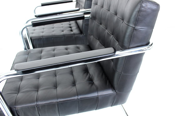 Image 1 of As new, Set of 4 Bauhaus Cantilever armchairs (Freischwinger) with premium leather and chromed tubular steel frame, 1a restored