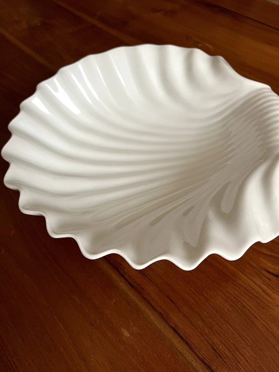 Image 1 of Large Shell Dish - White Porcelain - Width 31 cm