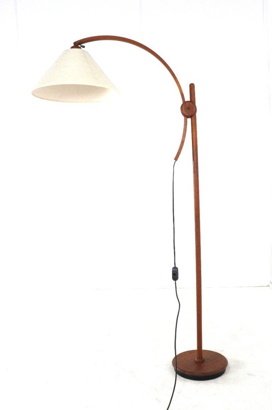 Image 1 of Lampadaire Domus « Arcea » en teck vintage
