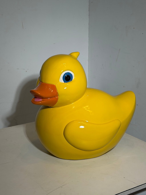 Escultura decorativa de pato XL – Poliéster y fibra de vidrio amarillos – Exterior/Interior – 65 cm (photo 2 of 4)