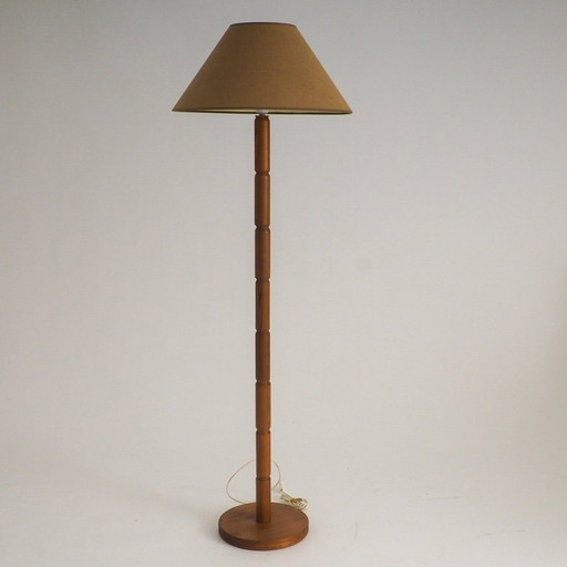 Lampadaire en bois style milieu du siècle