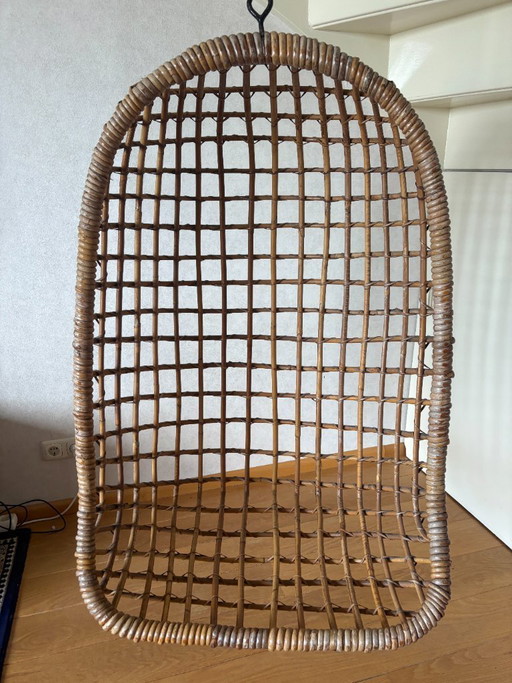 Fauteuil suspendu vintage en rotin