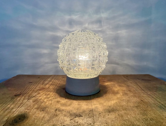 Lampada da soffitto vintage in porcellana bianca, anni '70 – Plafoniere, Porcelain (photo 8 of 13)