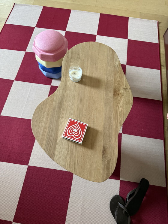 Image 1 of Mesa de centro de madera de roble auténtico de forma orgánica Westwing