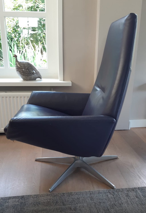 Two Topform design armchairs - leather -dark blue