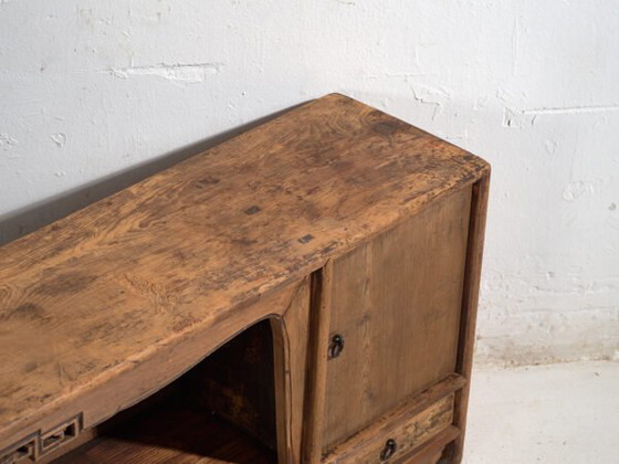 Aparador bajo antiguo de madera de pino – China, circa 1930 – Aparadores con vitrina (photo 11 of 40)