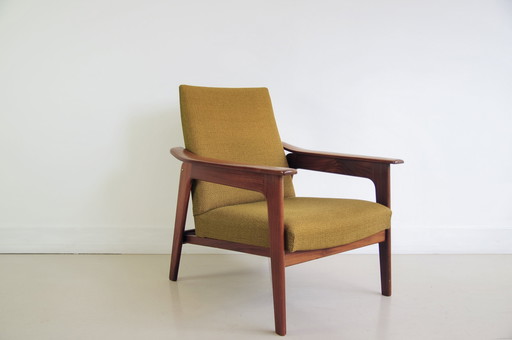 vintage holz sessel grün gepolstert