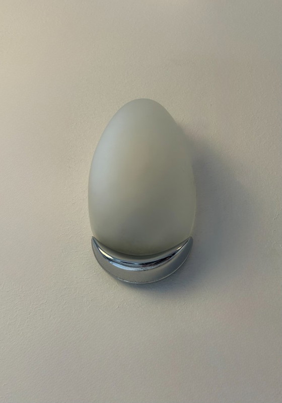 Image 1 of Coppia di applique vintage, metallo cromato e vetro satinato, Francia, 1980