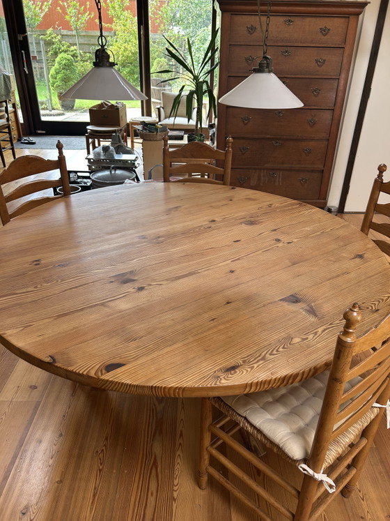 Seltene XL Skandinavischer Stil Runder Kieferntisch (Ø150 Bis 188 Cm) – 70er Brutalismus – Esstische, Wood (photo 5 of 5)