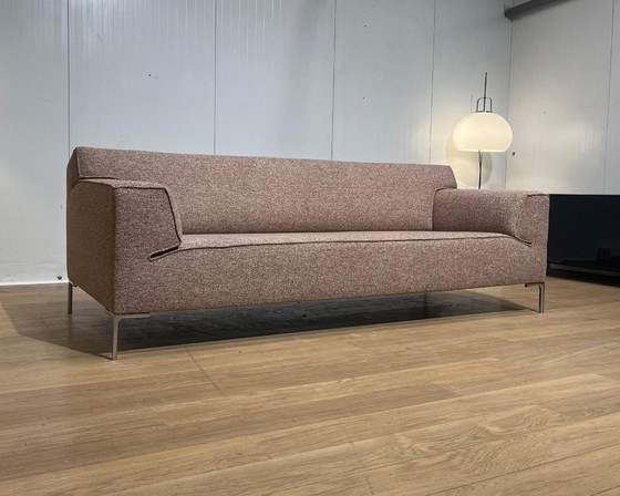 Image 1 of Diseño con tapicería nueva sobre el bloque de serie de 3 plazas