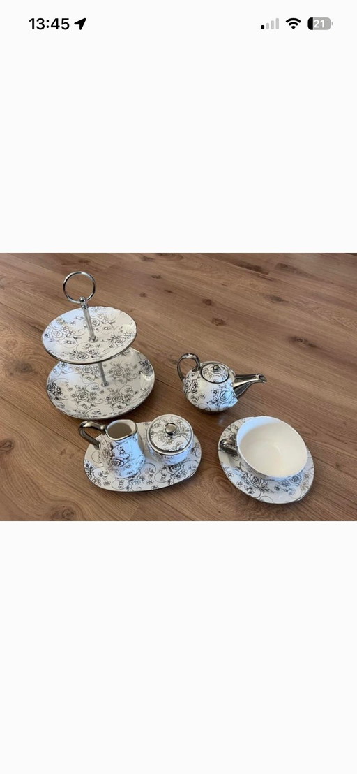 Juego de té con soporte de varios niveles