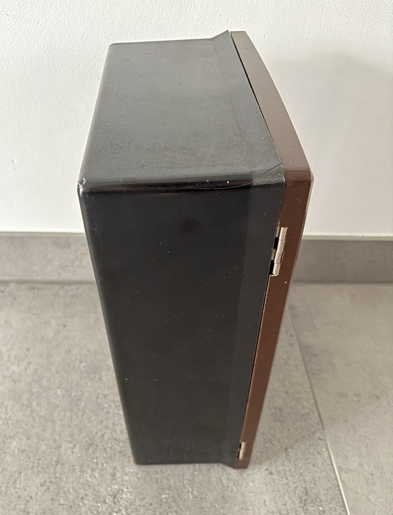 Image 1 of Retro medicine cabinet