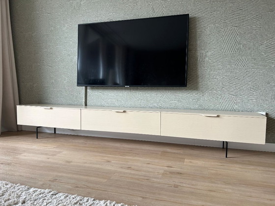 Image 1 of Mobile porta TV HKliving con finitura effetto legno.