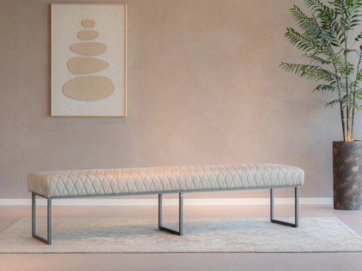 eat Valbuena diamond – RT Design, bankjes